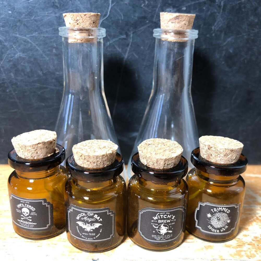 Mini Halloween Apothecary Potion Glass Poison Bottles & Lab Flasks